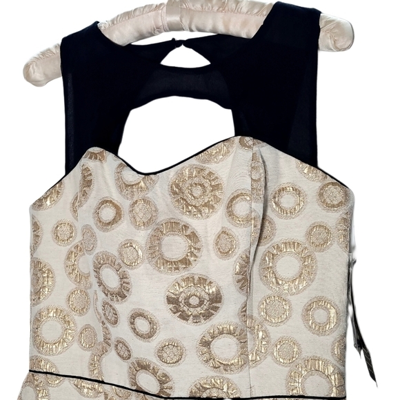 Anthropologie Corey lynn Carter gold metallic circle dress with cutout neckline - Picture 7 of 9